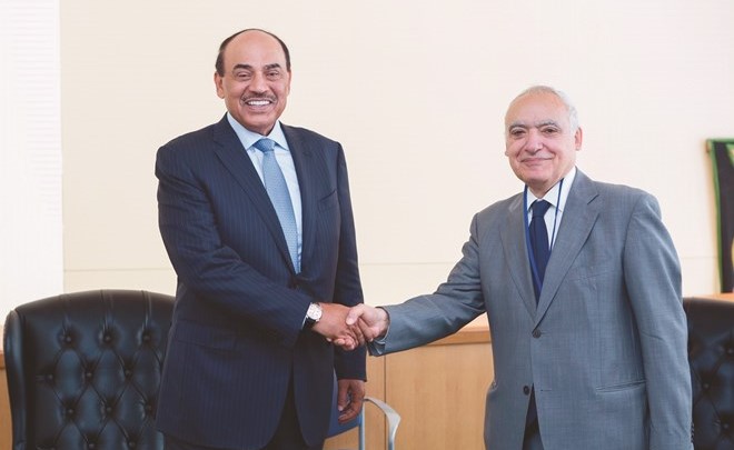 وزير الخارجية خلال لقاء الممثل الخاص للأمين العام للأمم المتحدة إلى ليبيا﻿