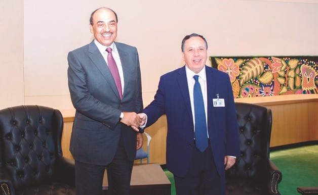 الشيخ صباح الخالد مع وزير خارجية تونس خميس الجهيناوي	﻿