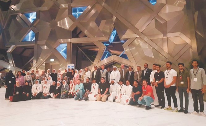 صندوق إعانة المرضى يشارك ويدعم طلبة كلية الطب بمؤتمر الصحة العامة