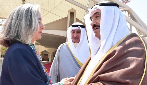 بالفديو.. ممثل سمو الأمير يتوجه الى فرنسا للمشاركة في تشييع الرئيس جاك شيراك
