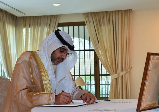 محمد العبدالله ينقل تعازي صاحب السمو بوفاة شيراك إلى السفيرة الفرنسية