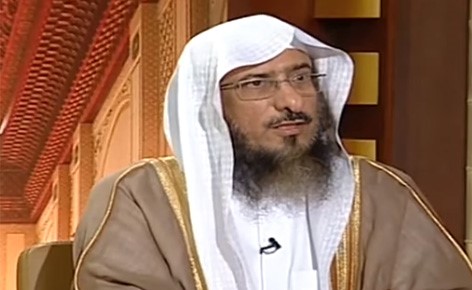 بالفيديو.. الداعية "الماجد": لا حرج في عمل المرأة في مكان به رجال أجانب.. ولكن بهذه الشروط
