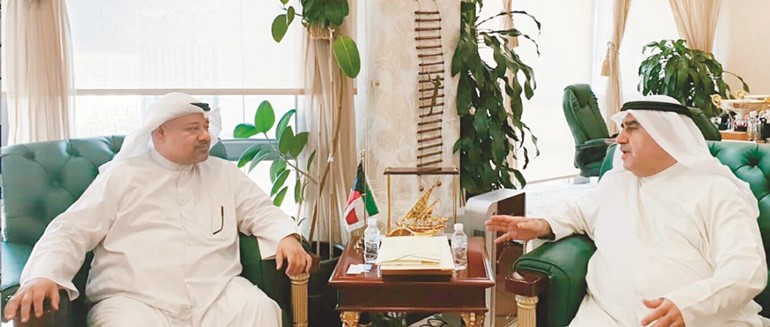 د.خالد مهدي خلال استقباله احمد بهبهاني ﻿