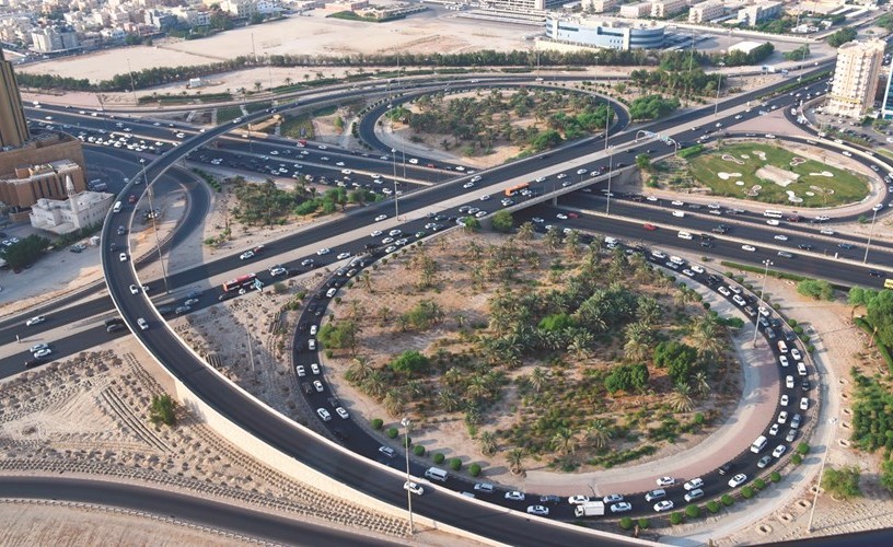 جولة وكيل وزارة الداخلية ومسؤولين من هيئة الطرق والأشغال تابعت الطرق الجديدة﻿