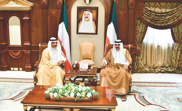 سمو نائب الأمير وولي العهد الشيخ نواف الأحمد مستقبلا مرزوق الغانم ﻿