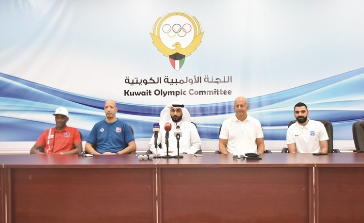 جانب من المؤتمر الصحافي 	(محمد هنداوي)﻿