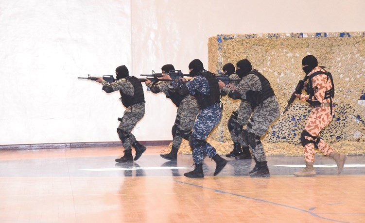 تخريج دورة مشتركة بين الحرس الوطني والشرطة الصينية