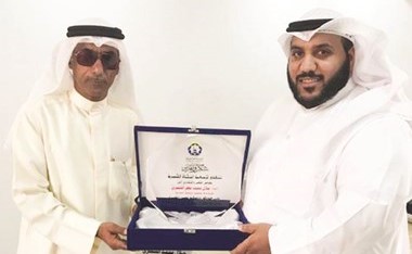 زكاة الفحيحيل تكرم مشرف ساحة الفحيحيل جلال الشمري﻿