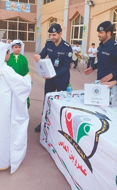 «الداخلية»: حريصون على تقديم الإرشادات والتوعية المرورية للطلبة