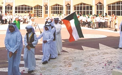 «الداخلية»: حريصون على تقديم الإرشادات والتوعية المرورية للطلبة