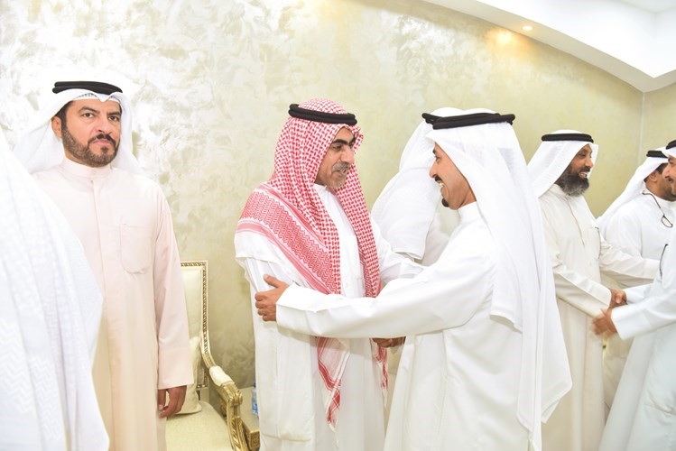 طلال بن شليويح مستقبلا المهنئين﻿