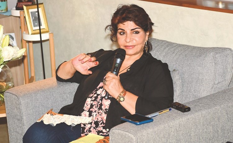 الإعلامية الزميلة ليلى أحمد متحدثة عن تجربتها الإعلامية﻿