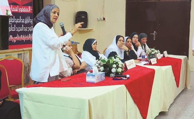 اللقاء التنويري في مدرسة السفر الأهلية المتوسط والثانوية بنات تحت رعاية المدير العام لمؤسسة عبدالحميد الصانع التعليمية نبيلة الصانع