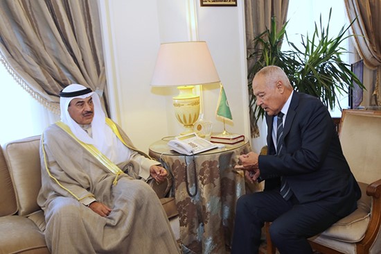الشيخ صباح الخالد خلال لقائه أبو الغيط 