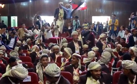 بالفيديو.. عرس جماعي لستين جريحا من الجيش اليمني