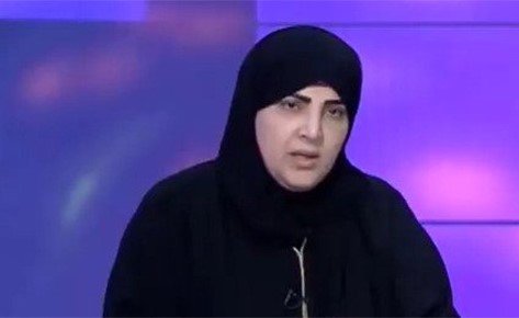 بالفيديو.. مصرية تشتكي: طلقوني من زوجي السعودي البالغ 100 عام برسالة واتساب