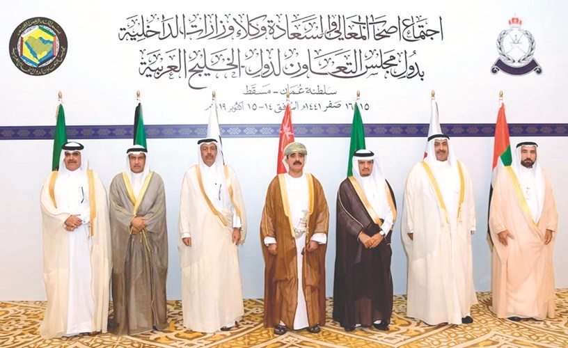  وكيل وزارة الداخلية خلال اجتماع وزراء الداخلية الخليجيين ﻿