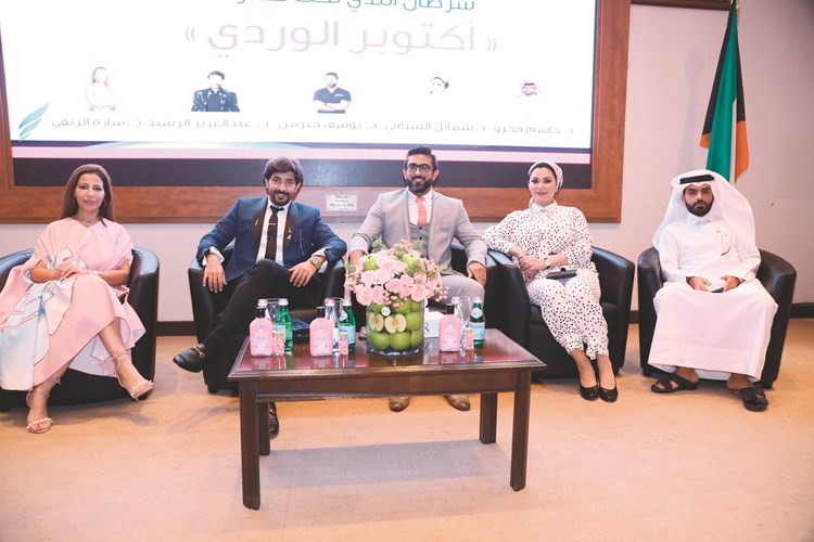 د.جاسم فخرو ود.شمائل السنافي ود.يوسف جيرمن ود.عبدالعزيز الرشيد ود.سارة الريفي ﻿
