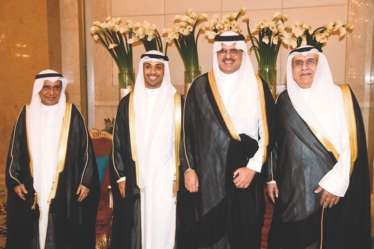 ﻿السفير السعودي الأمير سلطان بن سعد يهنئ﻿