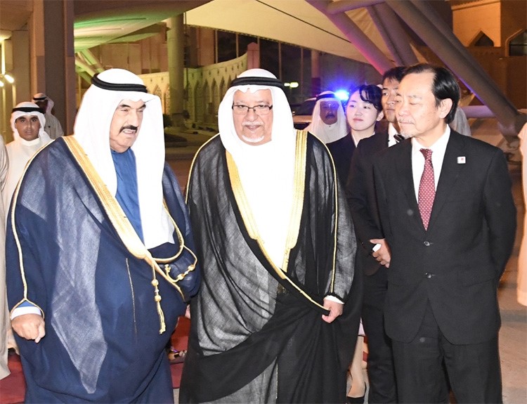 ممثل سمو الأمير يتوجه الى اليابان لحضور حفل تنصيب الامبراطور