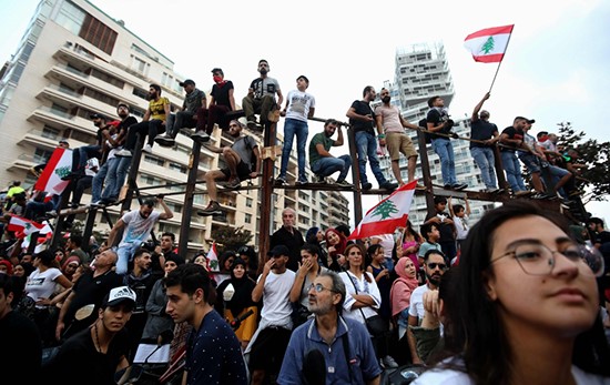 الرئاسة اللبنانية: الحكومة وافقت على ورقة الحريري الاقتصادية وبقيت مسألة الكهرباء