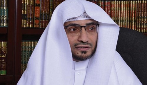 فيديو.. أبناء يشتكون رفض والدهم بيع منزل لسداد دين شقيقهم؟.. والداعية المغامسي يعقب