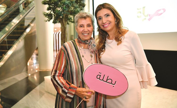 ناديا أبو شعر مع ليلى الغانم﻿