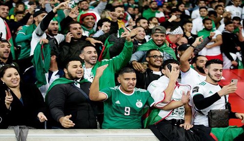 بالفيديو.. هدف عالمي بحركة "أكروباتية" في الدوري الجزائري