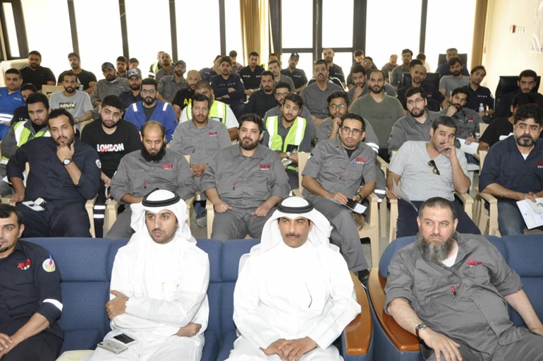 «الكهرباء»: تشغيل المحطة الخاصة بمسجد «بلال بن رباح» و «المعلومات المدنية»