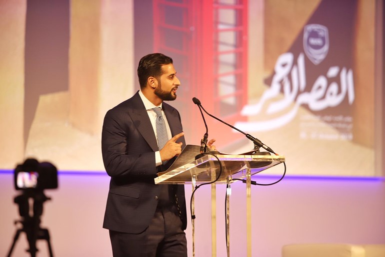 اتحاد طلبة الكويت فرع المملكة المتحدة افتتح مؤتمره ال 55 بحضور السفير وتحت شعار " القصر الاحمر"