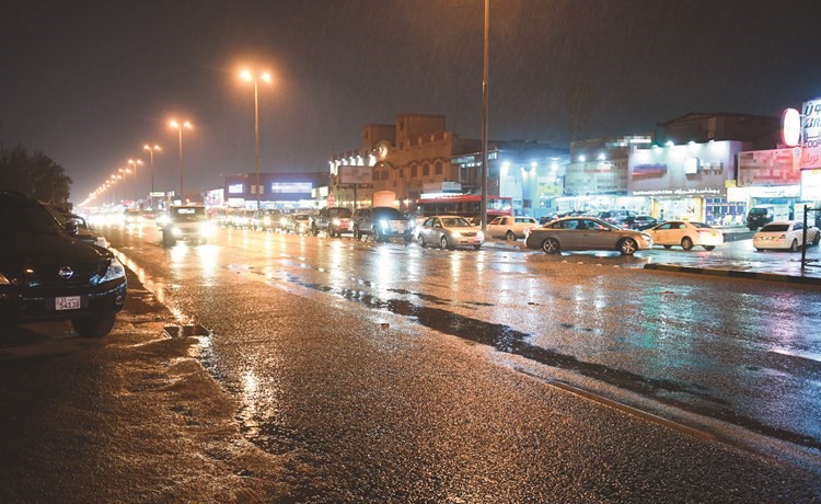 الأمطار تساقطت بغزارة في عدة مناطق ﻿