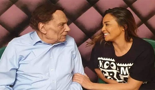 شاهد.. عادل إمام يحتفل بداليا البحيري ويعلن رأيه فيها