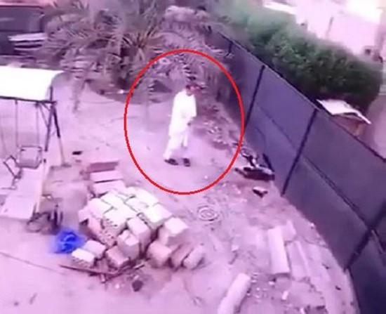مصدر أمني يوضّح: مواطن سقط في حفرة بحديقة منزله