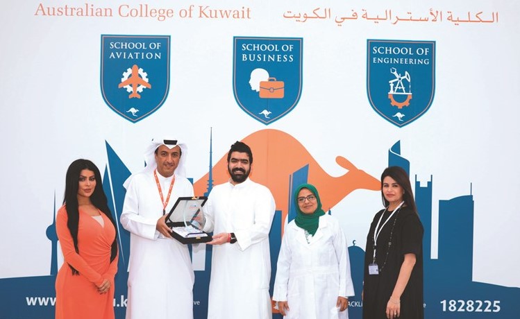 تكريم المشاركين في الحملة ﻿