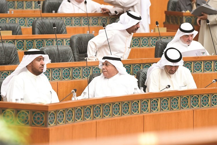 أنس الصالح والشيخ خالد الجراح ود.فهد العفاسي وصالح عاشور﻿