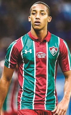 واتفورد يمهد الطريق لانضمام البرازيلي بيدرو