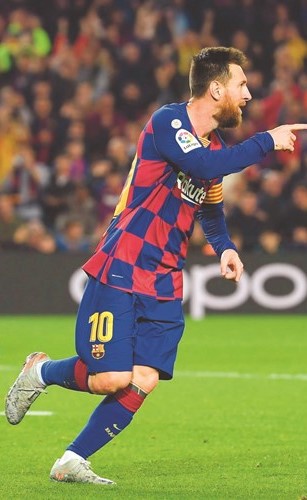 ميسي وبرشلونة في القمة وأتلتيكو يواصل السقوط