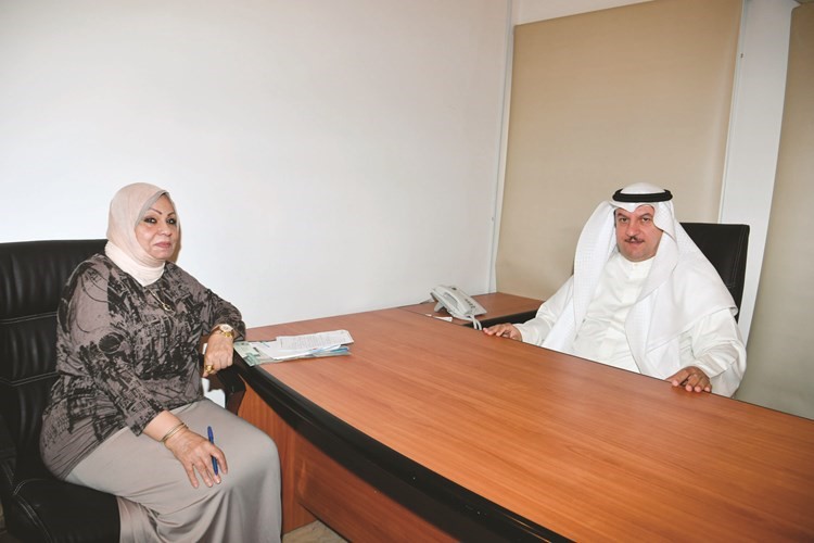 بدر المبارك متحدثا للزميلة ليلى الشافعي -(قاسم باشا) ﻿
