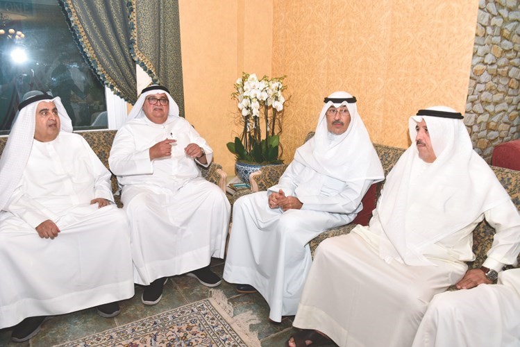 الشيخ فواز الخالد وفيصل الغريب﻿