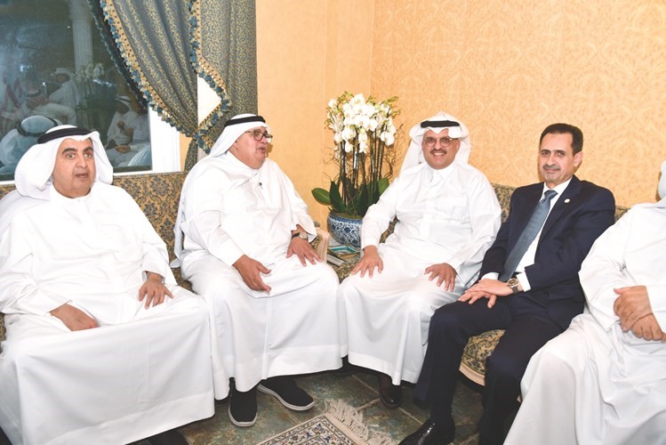 سفير خادم الحرمين الأمير سلطان بن سعد والسفير الأردني صقر بوشتال﻿