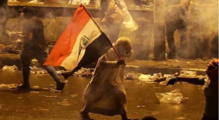 مقتل 3 متظاهرين بالرصاص أمام القنصلية الإيرانية في كربلاء