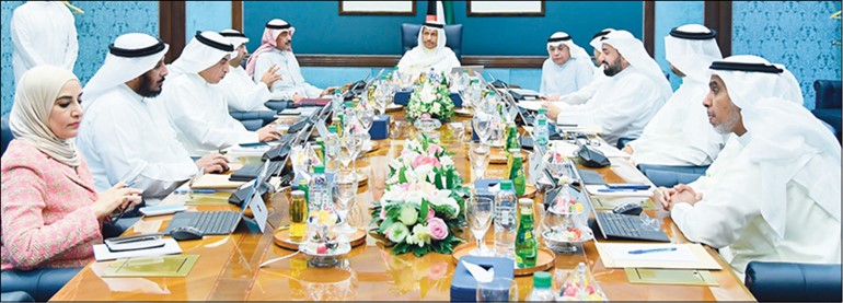 سمو الشيخ جابر المبارك مترئسا الاجتماع الأسبوعي لمجلس الوزراء أمس