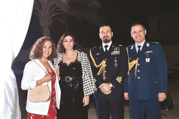 تهنئة بعيد الجيش الإيطالي ويوم الوحدة﻿