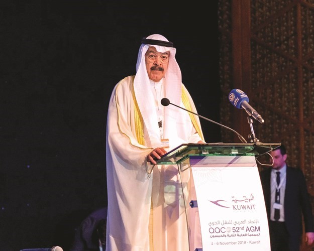 يوسف الجاسم متحدثا خلال الحفل﻿