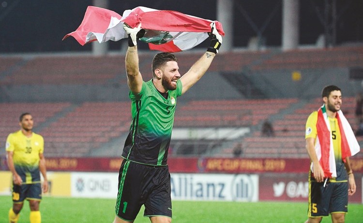 اللبنانيون احتفلوا بالعهد بطل كأس الاتحاد الآسيوي