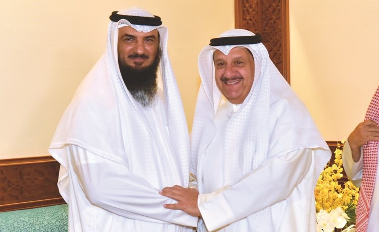 عيسى الكندري يبارك لفهد الخنة الإفراج﻿