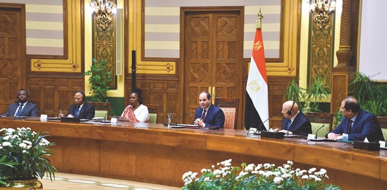 الرئيس عبدالفتاح السيسي مستقبلا عددا من رؤساء الوفود المشاركة في المؤتمر الثاني عشر لشبكة المؤسسات الوطنية لحقوق الإنسان الأفريقية بمصر﻿