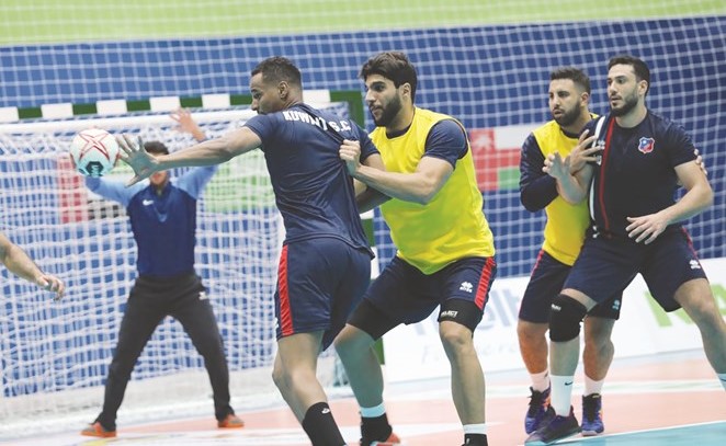 جانب من تدريبات فريق الكويت في كوريا 	(المركز الإعلامي للكويت)﻿
