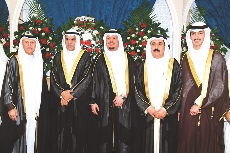 أحمد السعدون يقدم التهاني﻿