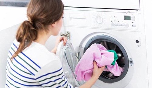 هل عليك غسل الملابس الجديدة قبل ارتدائها؟